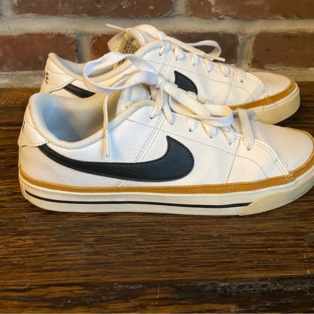 Nike Women’s Court Legacy Next Nature Shoes